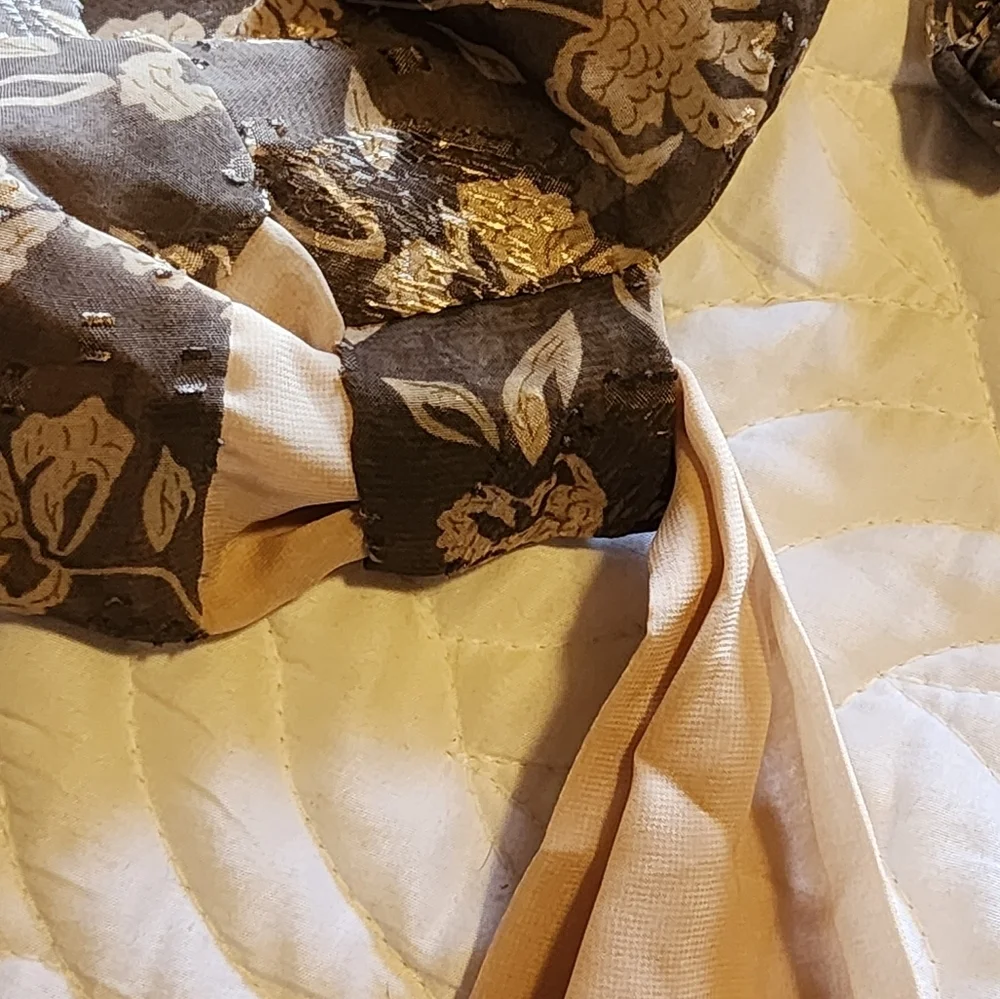 Anthropologie En Saison Wrap Blouse Brown Floral Jacquard Puff Sleeve Tie L NWT - Picture 13 of 16